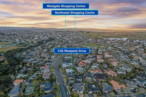 Photo of property in 1/46 Westpark Drive, West Harbour, Auckland, 0618