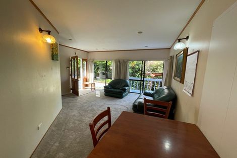 Photo of property in 166 Chelsea View Drive, Chatswood, Auckland, 0626