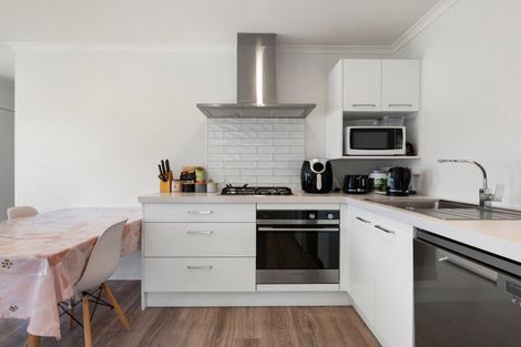 Photo of property in 4/20 Alanbrooke Place, Beerescourt, Hamilton, 3200