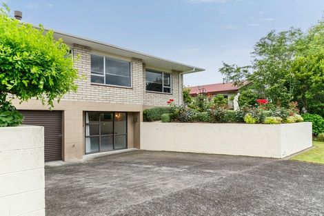 Photo of property in 1 Ngahere Street, Inglewood, 4330