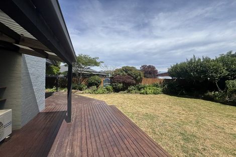 Photo of property in 7 Hannah Place, Redwood, Christchurch, 8051