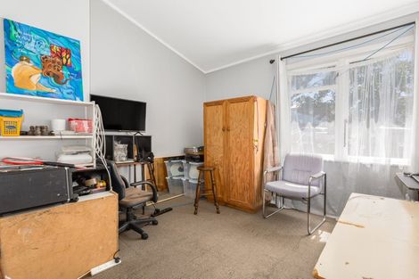 Photo of property in 78-80 Hereford Street, Cannons Creek, Porirua, 5024