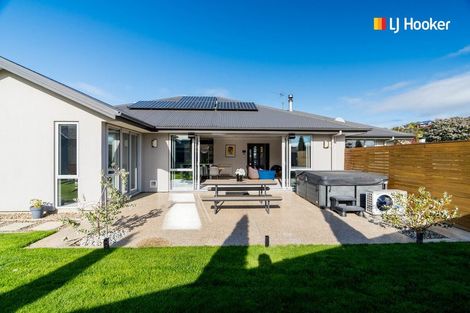Photo of property in 17 Calluna Crescent, Mosgiel, 9024
