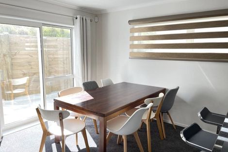 Photo of property in 33 Stockport Grove, Churton Park, Wellington, 6037