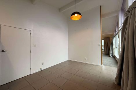 Photo of property in 16 Mission Street, Waterloo, Lower Hutt, 5011