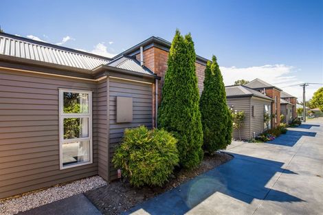 Photo of property in 121c Jeffreys Road, Strowan, Christchurch, 8052