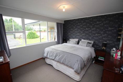 Photo of property in 1 Wilson Street, Bulls, 4818