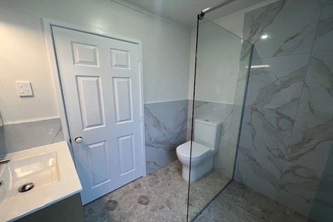 Photo of property in 3 Copperfield Terrace, Mellons Bay, Auckland, 2014