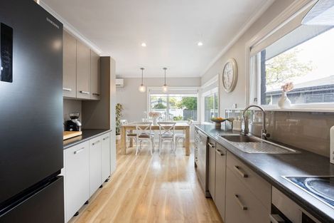 Photo of property in 6 Erika Place, Fairview Downs, Hamilton, 3214