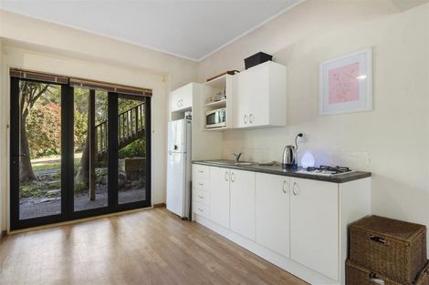 Photo of property in 44 Wintour Road, Waimauku, 0812