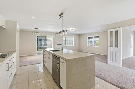 Photo of property in 82 Golden Sands Drive, Papamoa Beach, Papamoa, 3118