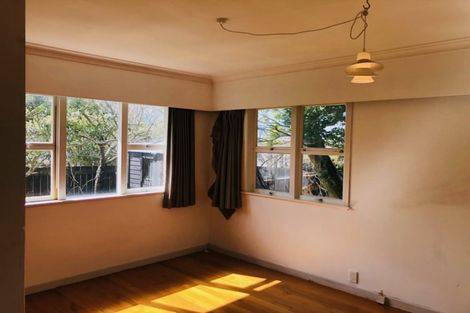 Photo of property in 1/11 Queen Street, Northcote Point, Auckland, 0627