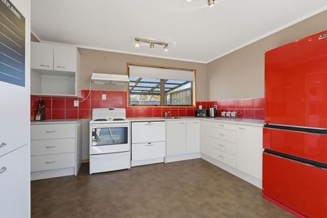 Photo of property in 10b Taurus Place, Kawaha Point, Rotorua, 3010