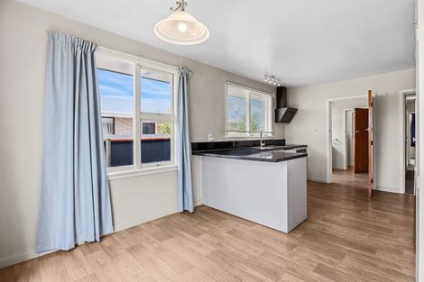 Photo of property in 33 Skerten Avenue, Hornby, Christchurch, 8042