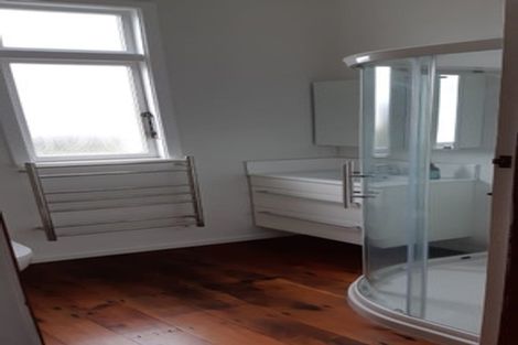 Photo of property in 29 Freyberg Street, Lyall Bay, Wellington, 6022