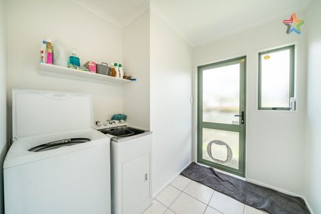 Photo of property in 5a Kilkenny Grove, Wainuiomata, Lower Hutt, 5014