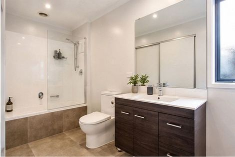 Photo of property in 33 Saltmarsh Road, Hobsonville, Auckland, 0616