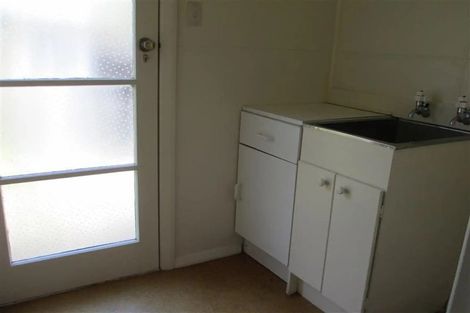 Photo of property in 30 Chilton Grove, Hokowhitu, Palmerston North, 4410