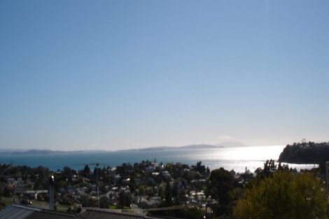 Photo of property in 18 Scott Road, Stanmore Bay, Whangaparaoa, 0932