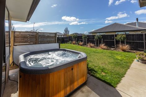 Photo of property in 32 Navy Loop, Rolleston, 7614