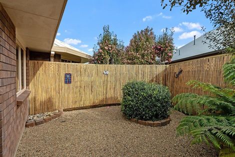 Photo of property in 47 Waiwherowhero Drive, St Andrews, Hamilton, 3200