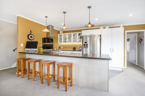 Photo of property in 16 Bluejacket Place, Whitby, Porirua, 5024