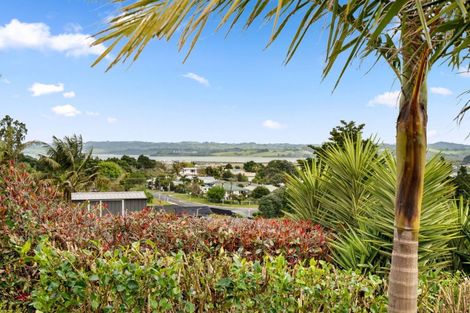 Photo of property in 14 Summerfield Way, Parahaki, Whangarei, 0112