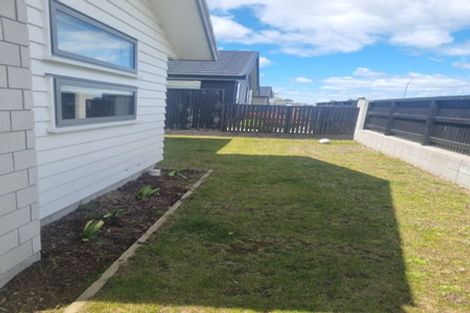 Photo of property in 40 Empire Crescent, Papamoa, 3118