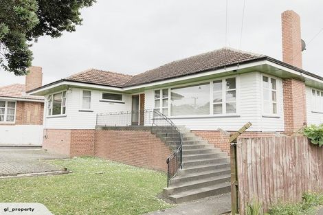 Photo of property in 2137 Great North Road, Avondale, Auckland, 0600
