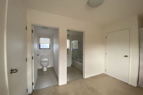 Photo of property in 2/90 Nile Road, Milford, Auckland, 0620