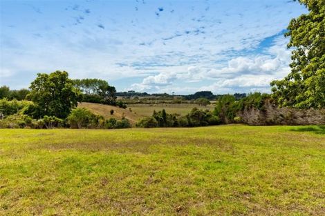 Photo of property in 166a Rimmer Road, Helensville, 0875
