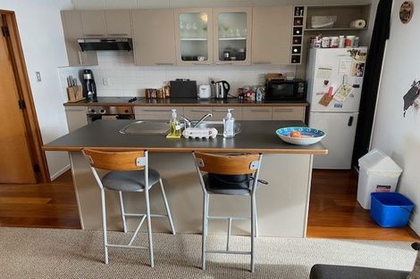 Photo of property in 2/46 Thatcher Street, Mission Bay, Auckland, 1071