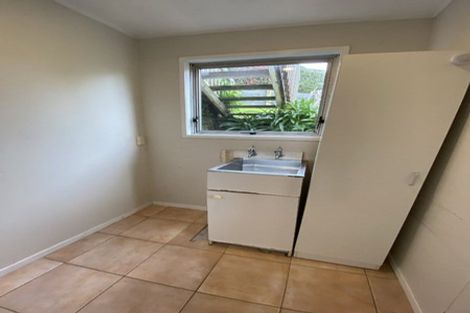 Photo of property in 1/74 Beach Road, Castor Bay, Auckland, 0620