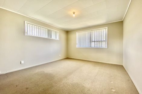 Photo of property in 37 Alabaster Drive, Papatoetoe, Auckland, 2025