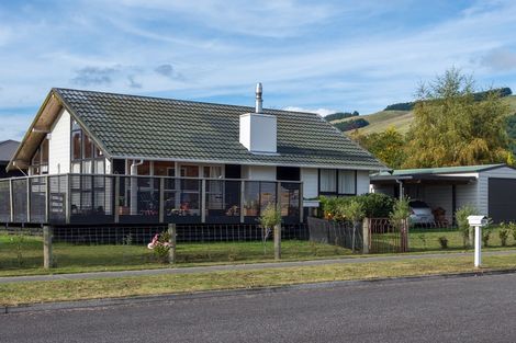 Photo of property in 125 Kenrigg Road West, Kinloch, Taupo, 3377