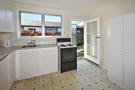 Photo of property in 3/61 Division Street, Riccarton, Christchurch, 8041