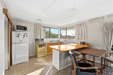 Photo of property in 6 Warren Street, Foxton Beach, Foxton, 4815