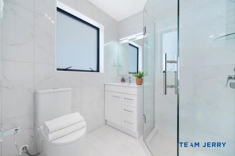 Photo of property in 76 Donegal Park Drive, Flat Bush, Auckland, 2019