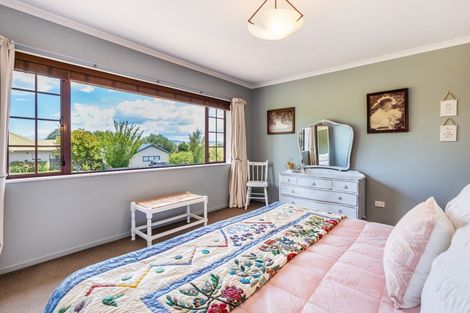 Photo of property in 69 Arrowsmith Avenue, Waipahihi, Taupo, 3330