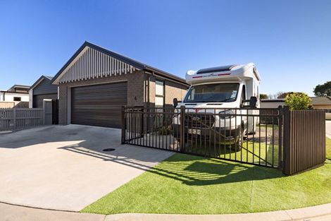 Photo of property in 6 Maara Close, Papamoa Beach, Papamoa, 3118