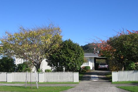 Photo of property in 9 Momona Street, Wainuiomata, Lower Hutt, 5014