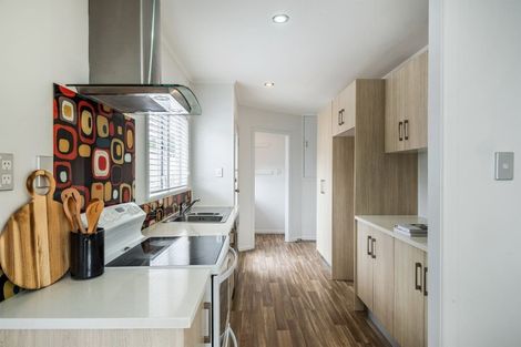 Photo of property in 14a Saffron Street, Birkdale, Auckland, 0626