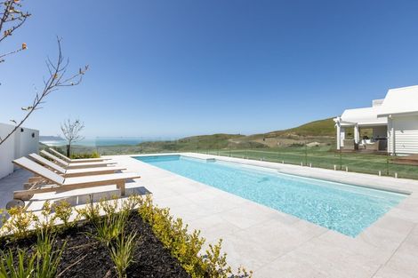 Photo of property in 65 Waipuka Road, Waimarama, Havelock North, 4294