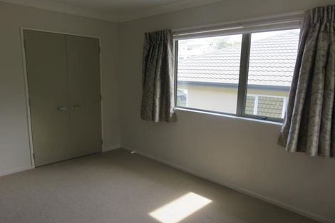 Photo of property in 15 Wantwood Grove, Churton Park, Wellington, 6037