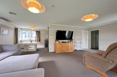 Photo of property in 81 Oakfield Crescent, Pukete, Hamilton, 3200