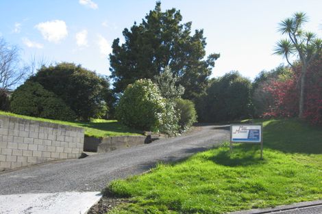 Photo of property in 20 Domain Road, Waipawa, 4210