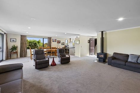 Photo of property in Olsen Street, Egmont Village, Inglewood, 4386