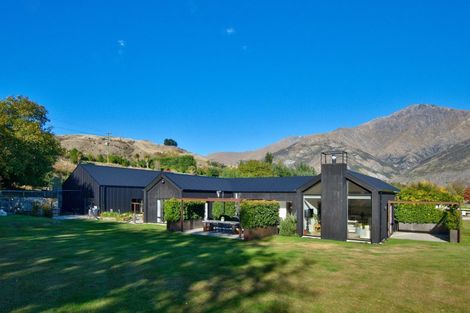 Photo of property in 46 Quarry Place, Lake Hayes, Queenstown, 9304