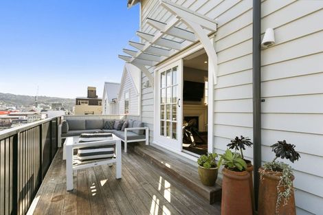 Photo of property in 43 Pirie Street, Mount Victoria, Wellington, 6011