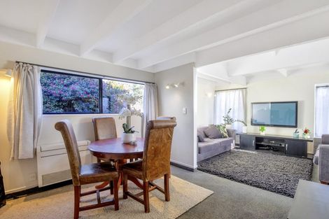 Photo of property in 2/10 Nortons Road, Avonhead, Christchurch, 8042